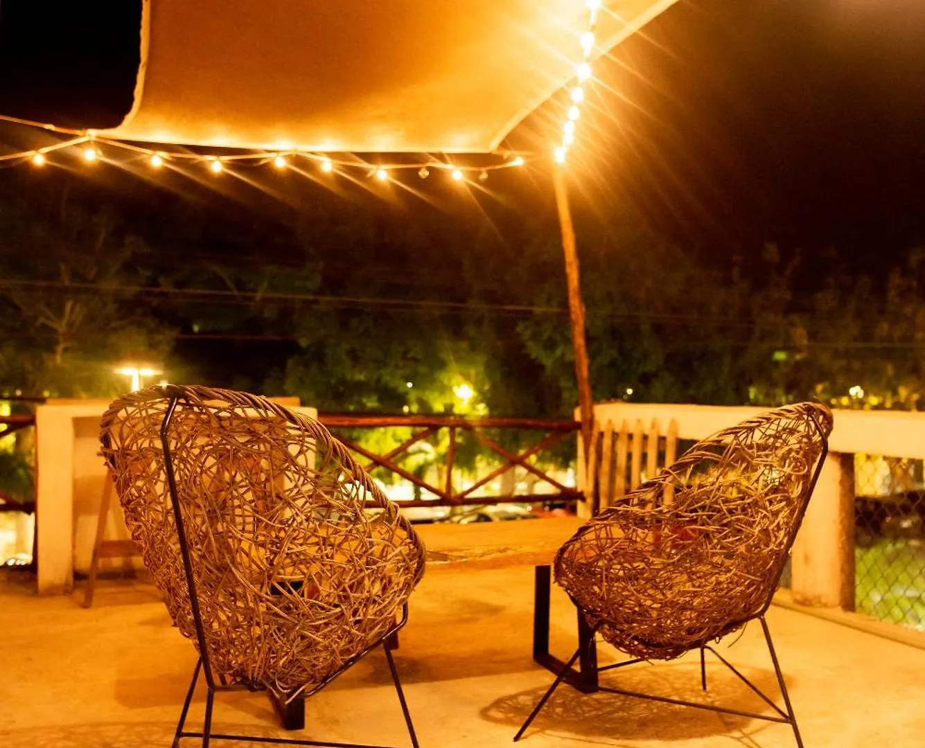 Apartment In The Historic Center With Terrace & High Speed Wifi Bacalar