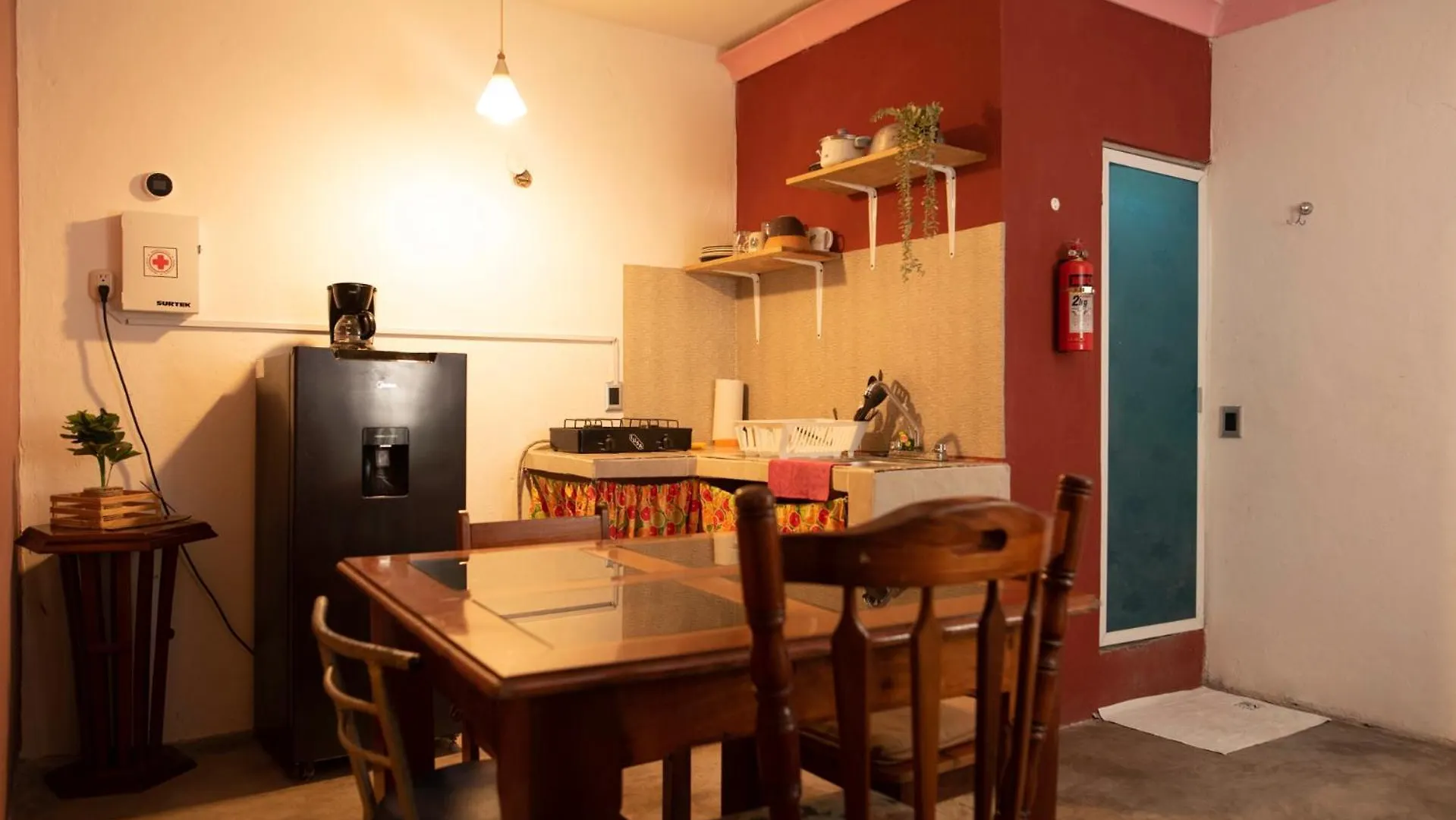 Apartment In The Historic Center With Terrace & High Speed Wifi Bacalar