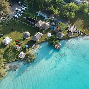 2* Kemp Ecocamping Yaxche